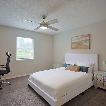 Northtown Apartments 7E I Comfy 1 Bed 1 Bath